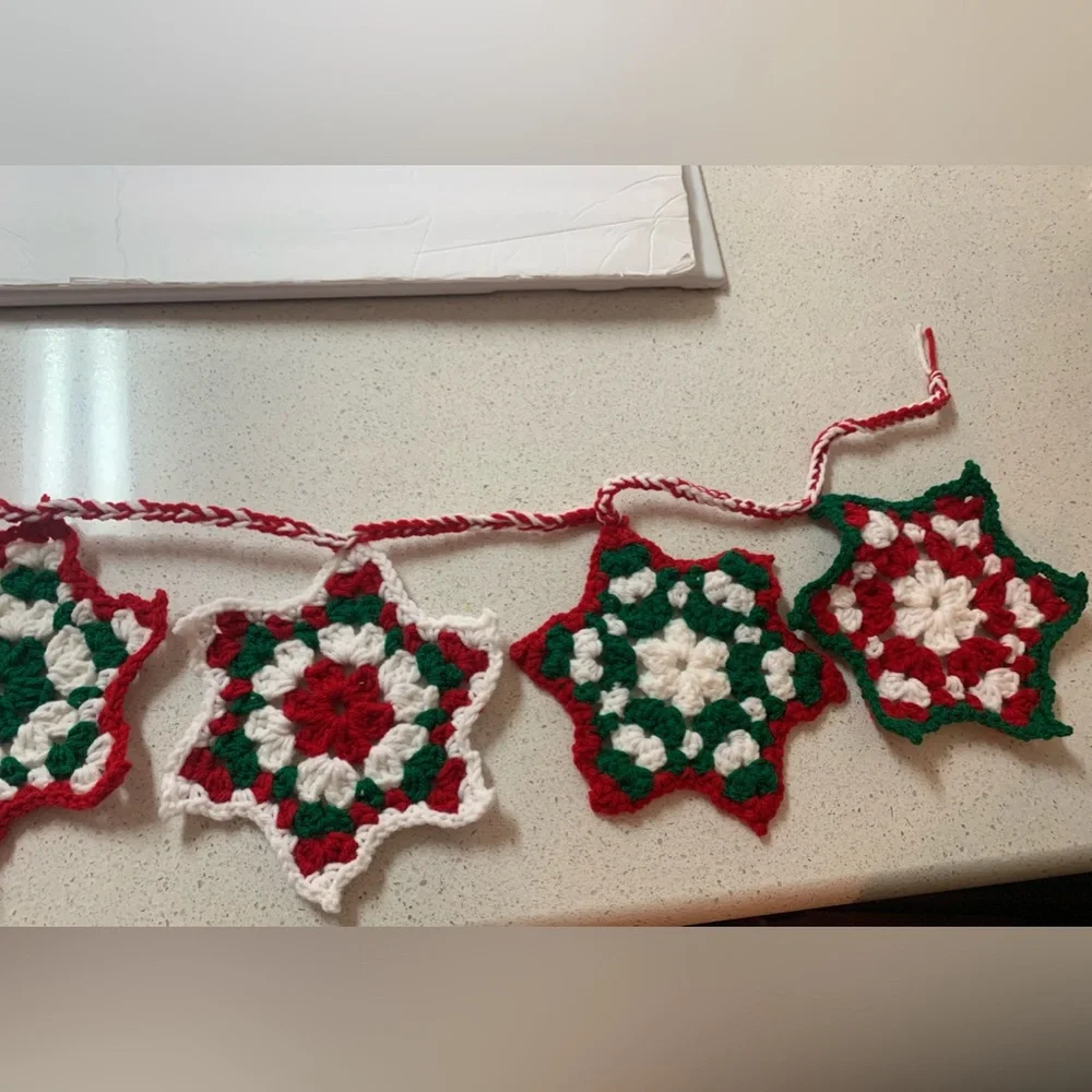 Christmas Holiday Star Garland New Handmade Crochet Seven Stars